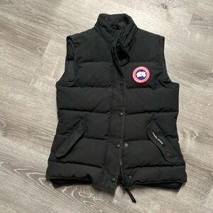 CANADA GOOSE VEST